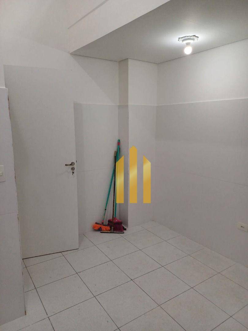 Casa para alugar com 3 quartos, 120m² - Foto 36