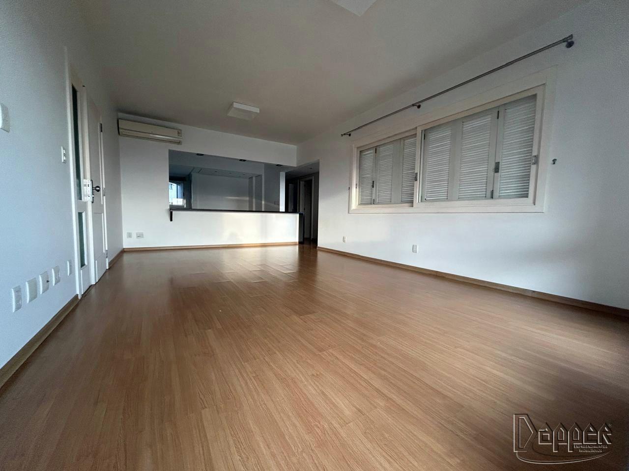 Apartamento à venda com 3 quartos, 137m² - Foto 1