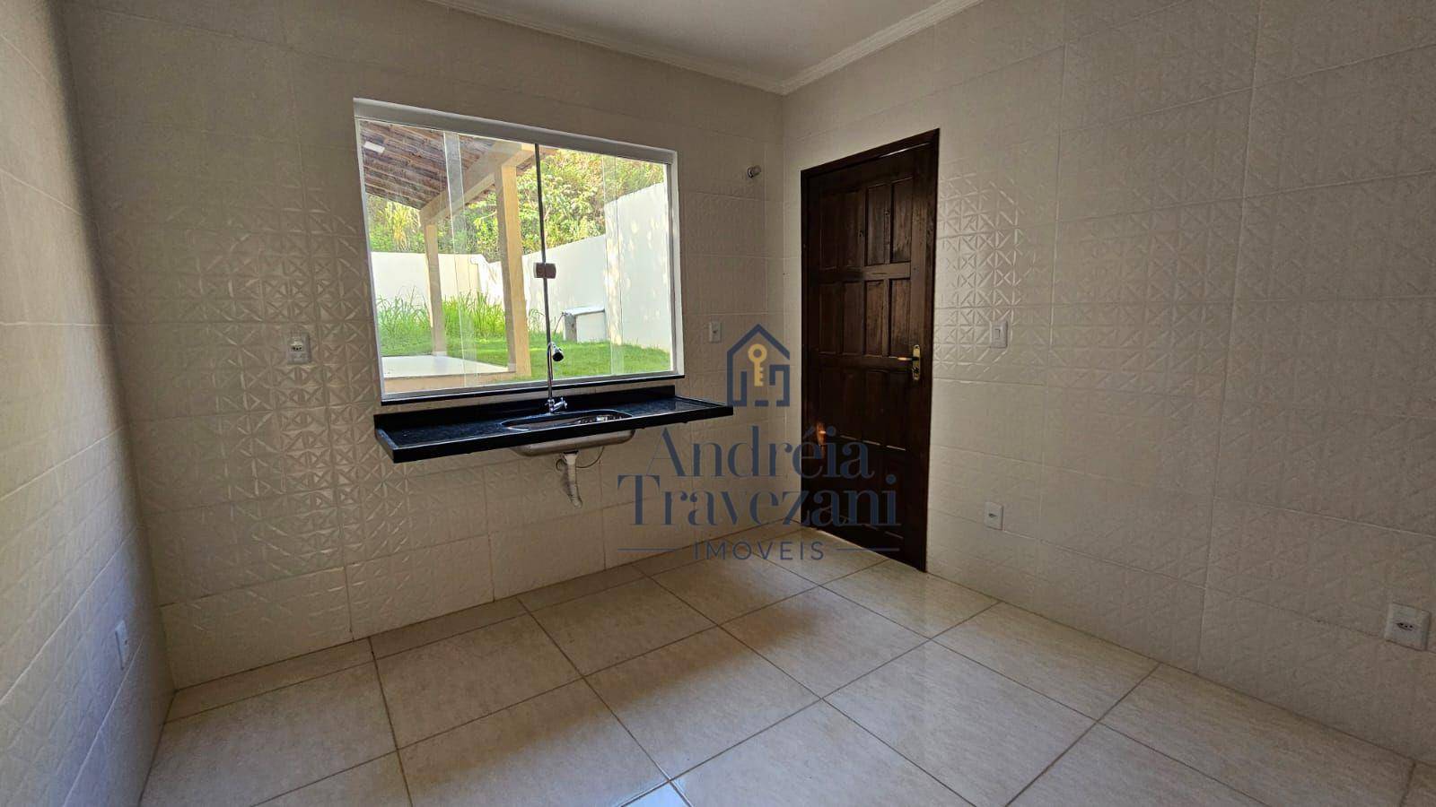 Casa à venda com 3 quartos, 100m² - Foto 13