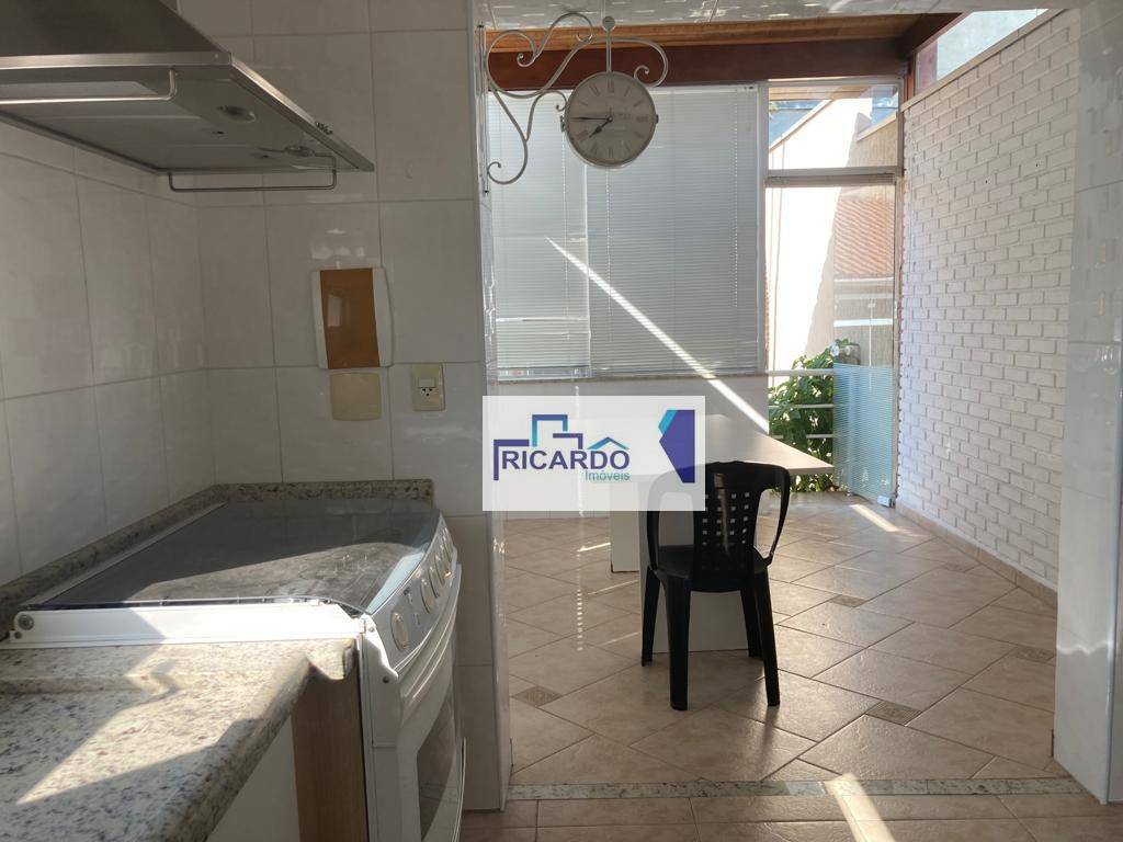 Casa à venda e aluguel com 3 quartos, 250m² - Foto 44