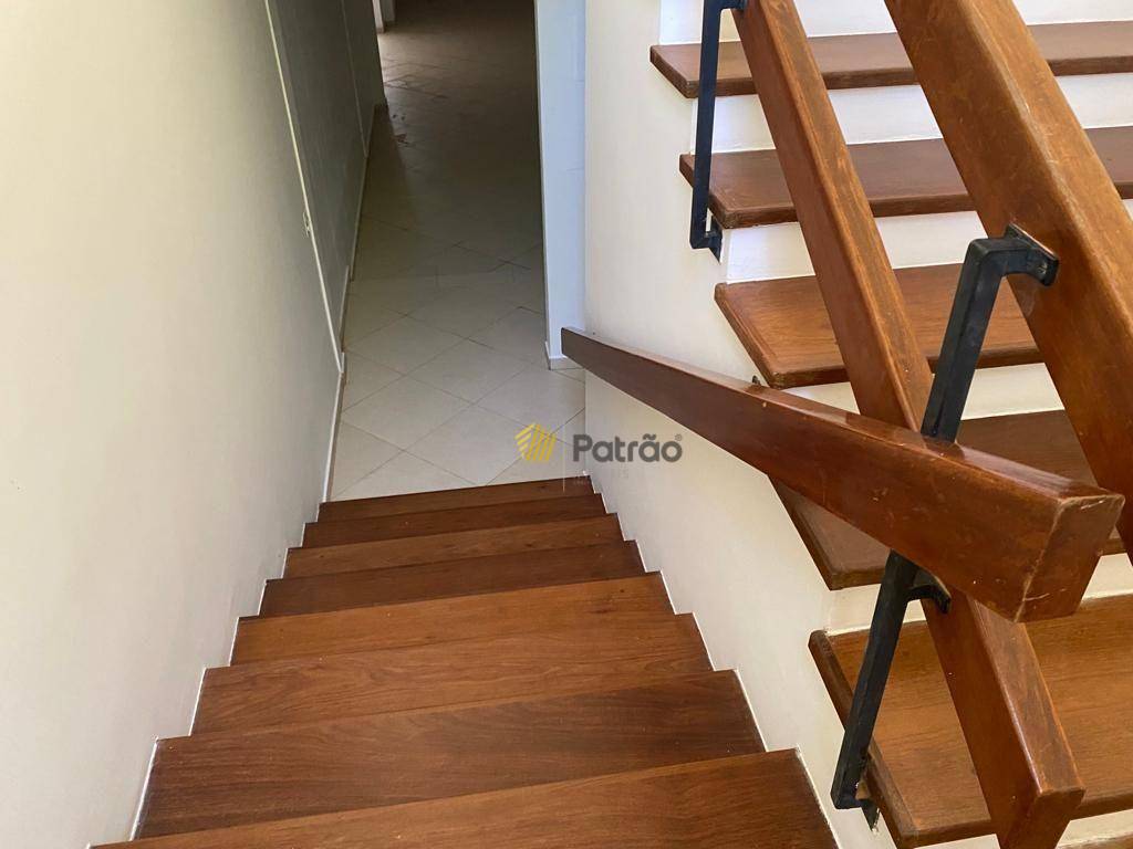 Casa à venda e aluguel com 5 quartos, 516m² - Foto 34