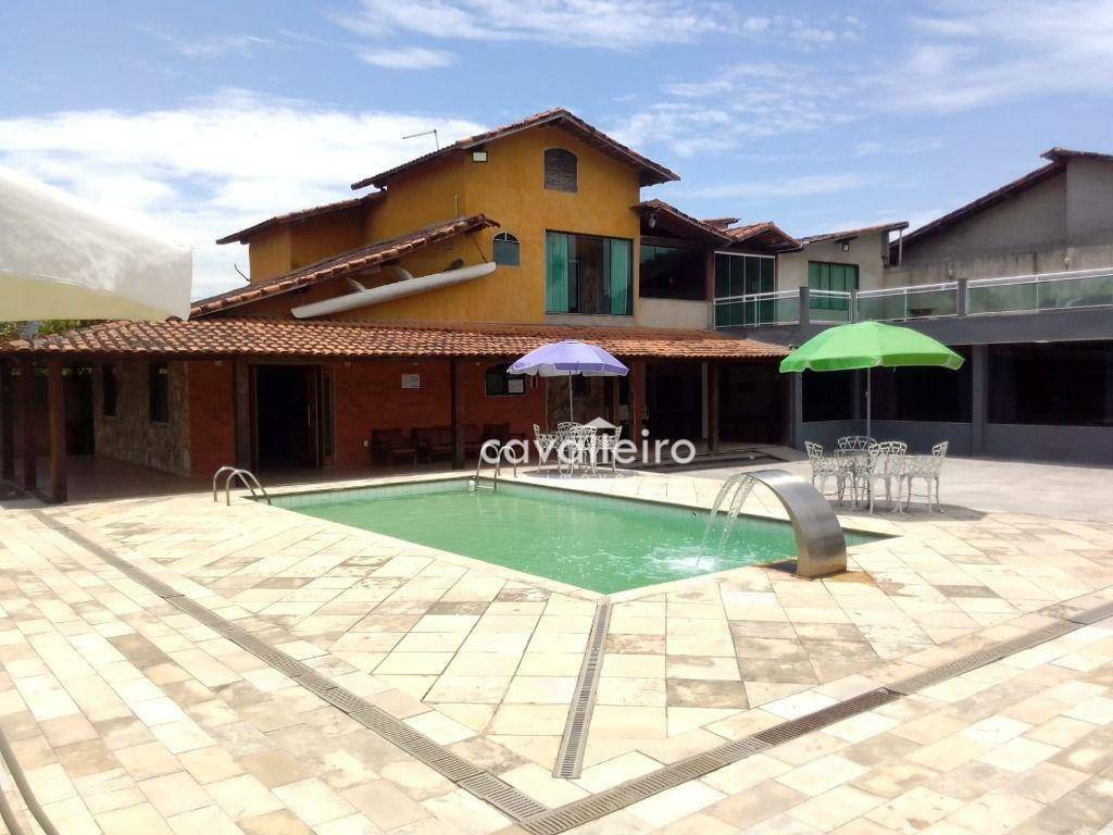 Casa à venda com 7 quartos, 650m² - Foto 3