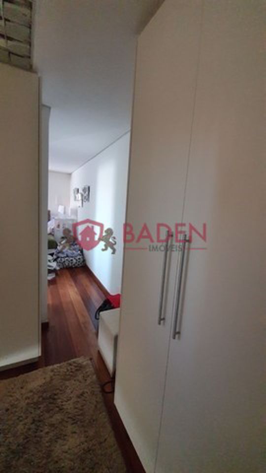 Casa à venda com 4 quartos, 250m² - Foto 13