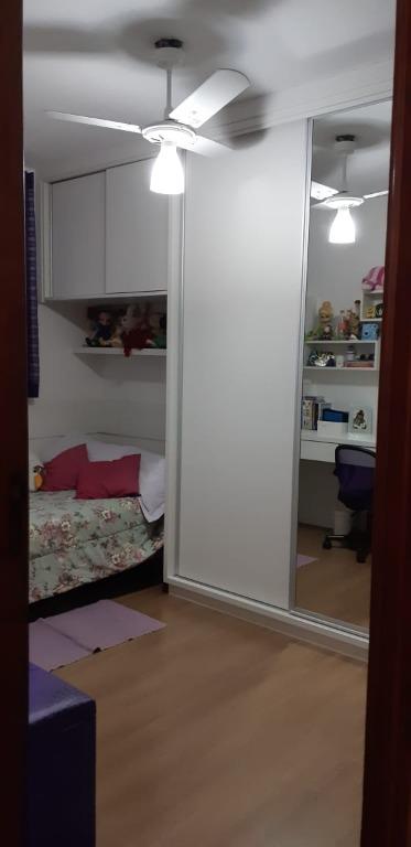 Apartamento à venda com 2 quartos, 60m² - Foto 18