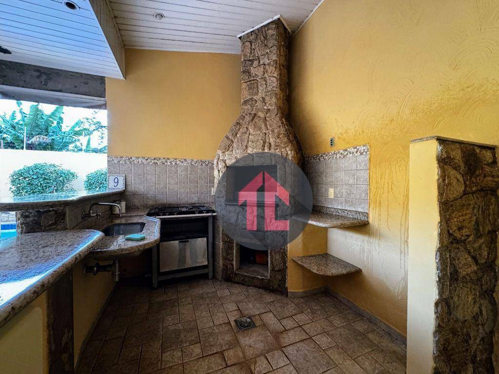 Casa de Condomínio à venda e aluguel com 4 quartos, 321m² - Foto 18