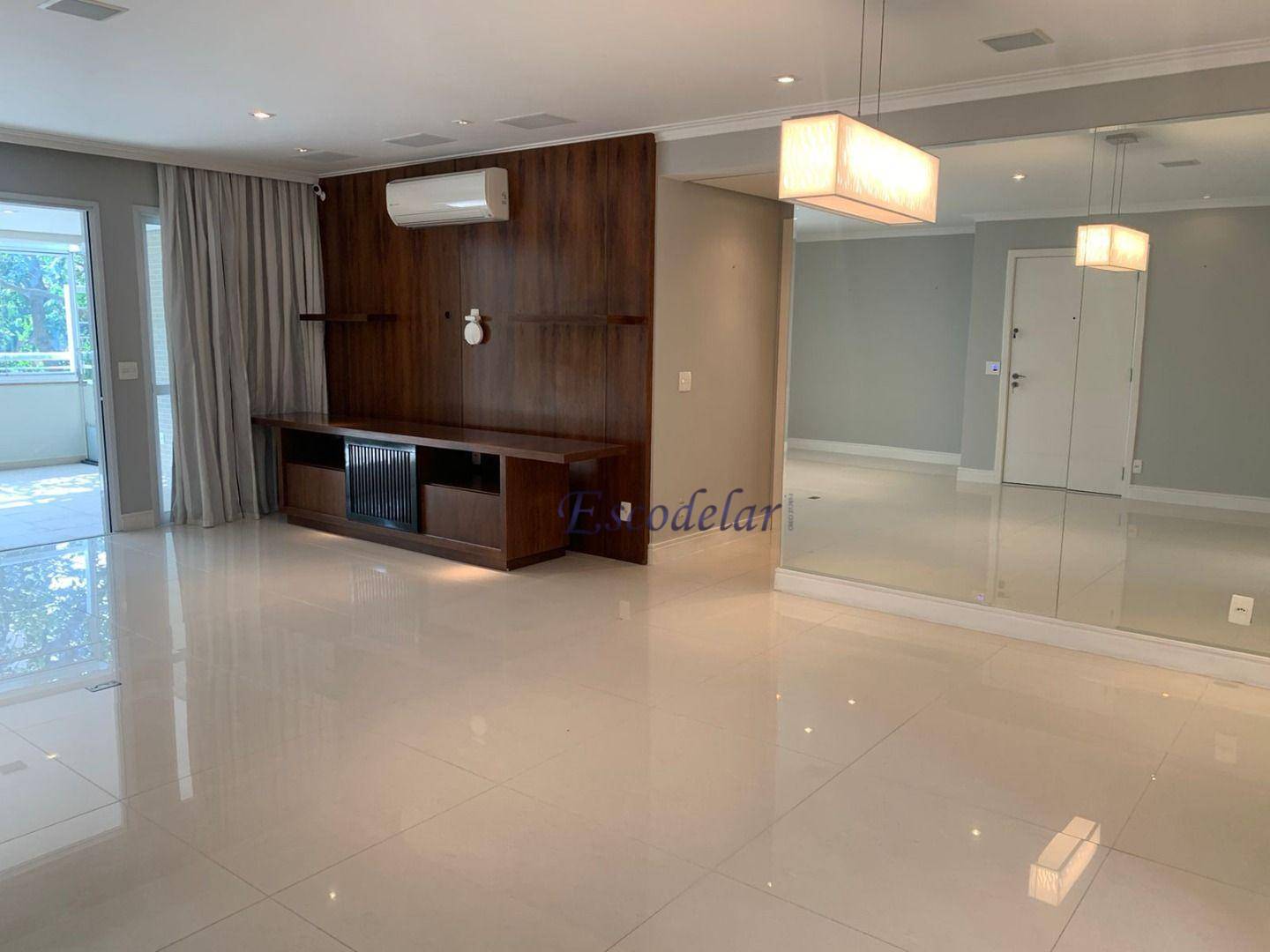 Apartamento à venda com 3 quartos, 220m² - Foto 3