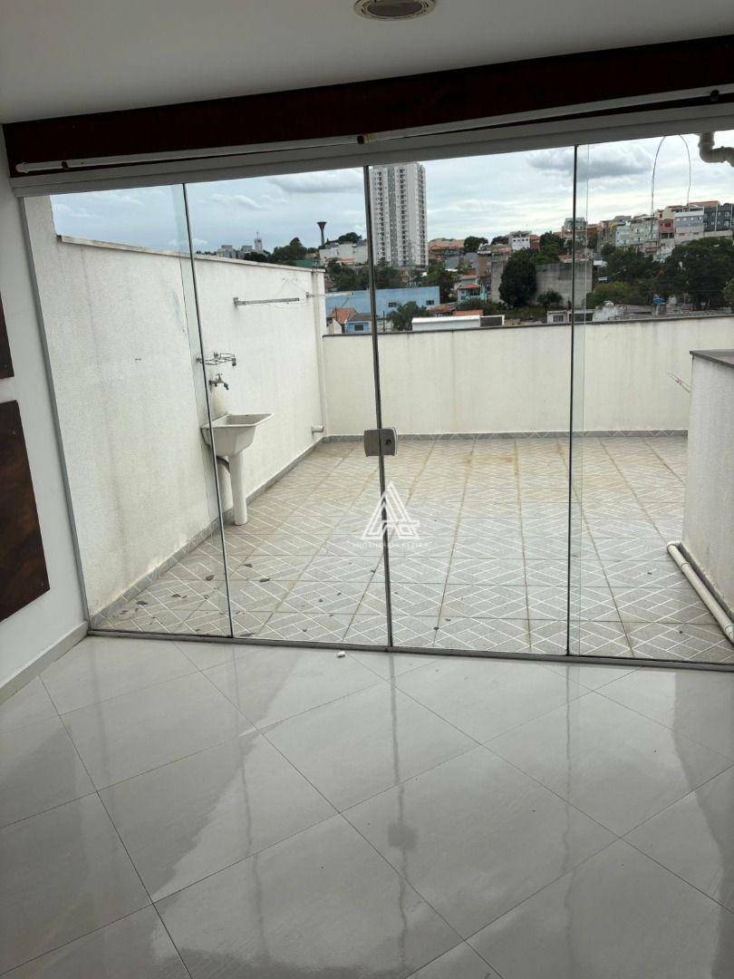 Cobertura à venda com 3 quartos, 94m² - Foto 2