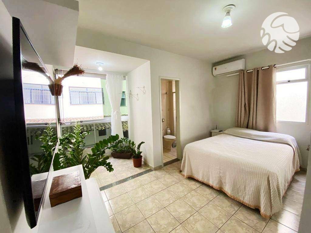 Apartamento à venda com 2 quartos, 100m² - Foto 2