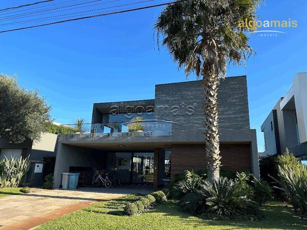 Casa de Condomínio à venda com 5 quartos, 362m² - Foto 3