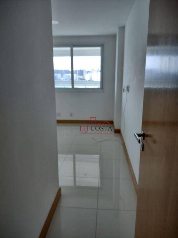 Apartamento à venda com 4 quartos, 250m² - Foto 21