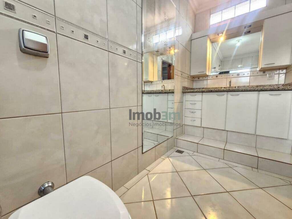 Sobrado à venda com 3 quartos, 190m² - Foto 21