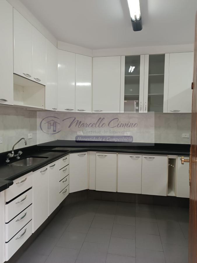 Sobrado à venda com 3 quartos, 180m² - Foto 13