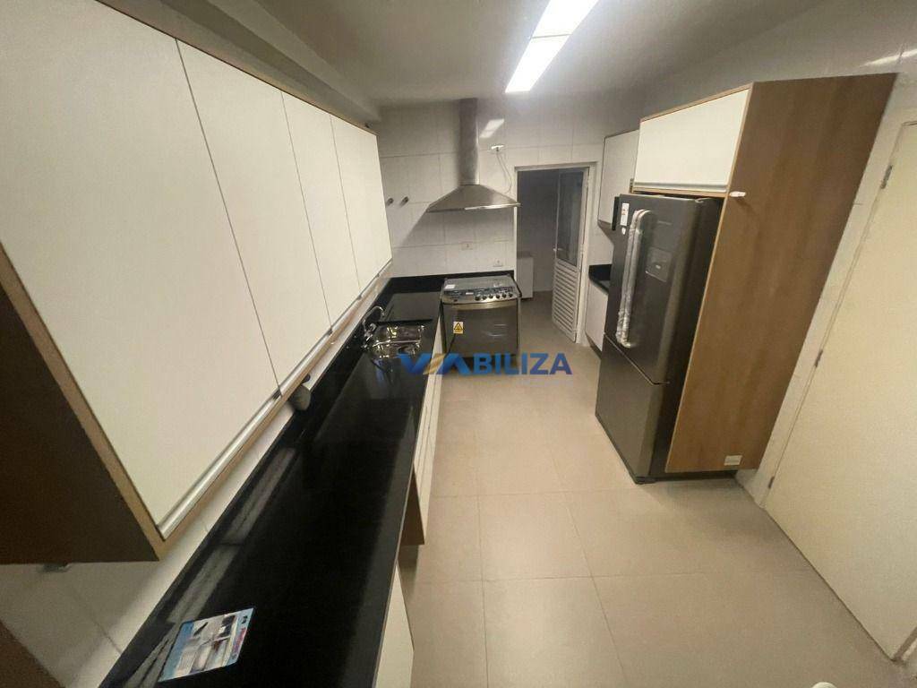 Apartamento à venda com 3 quartos, 162m² - Foto 11