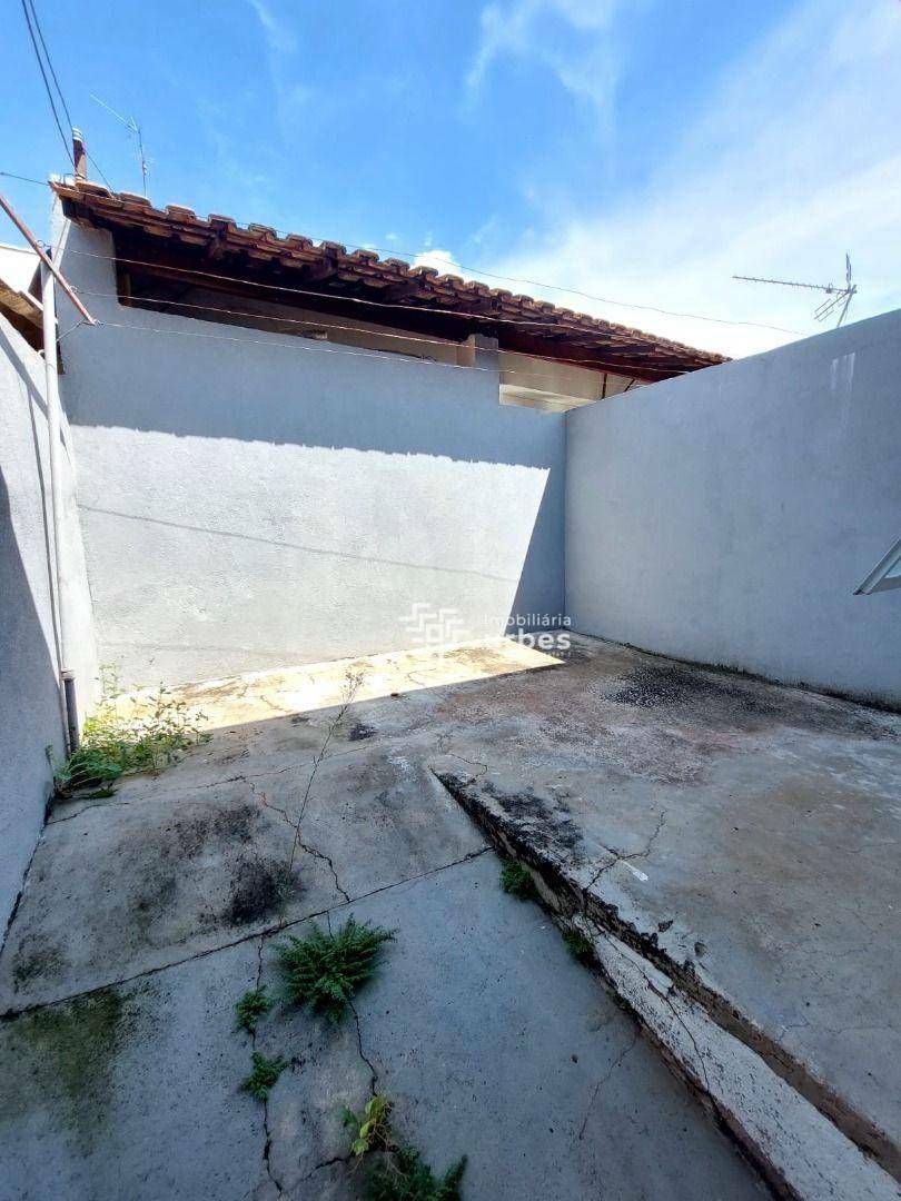 Casa para alugar com 3 quartos, 132m² - Foto 10