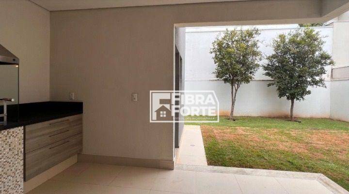 Casa de Condomínio para alugar com 3 quartos, 205m² - Foto 11