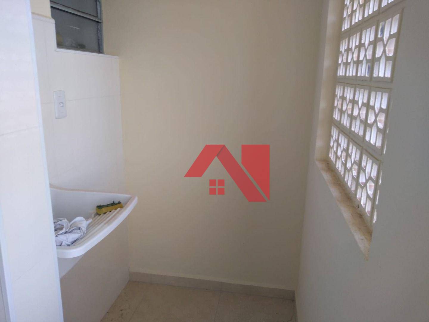 Apartamento à venda com 2 quartos, 60m² - Foto 2