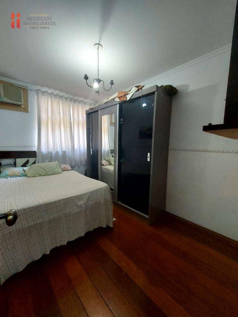 Casa à venda com 7 quartos, 260m² - Foto 28