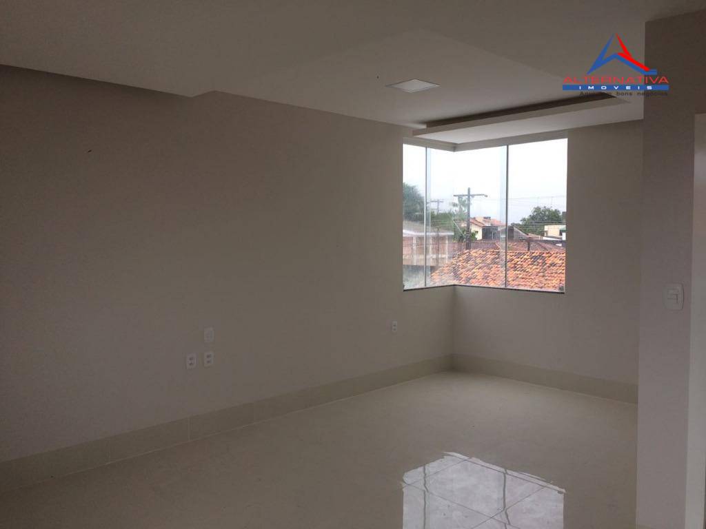 Casa à venda com 4 quartos, 350m² - Foto 27