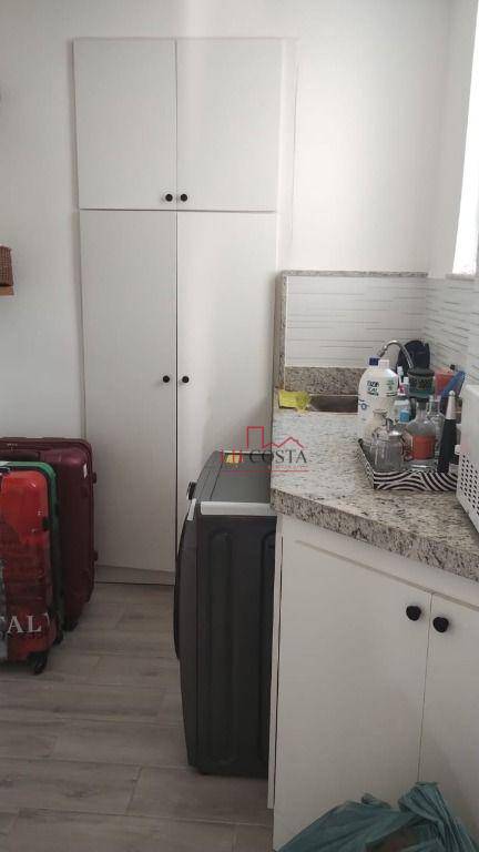 Apartamento à venda com 2 quartos, 75m² - Foto 17