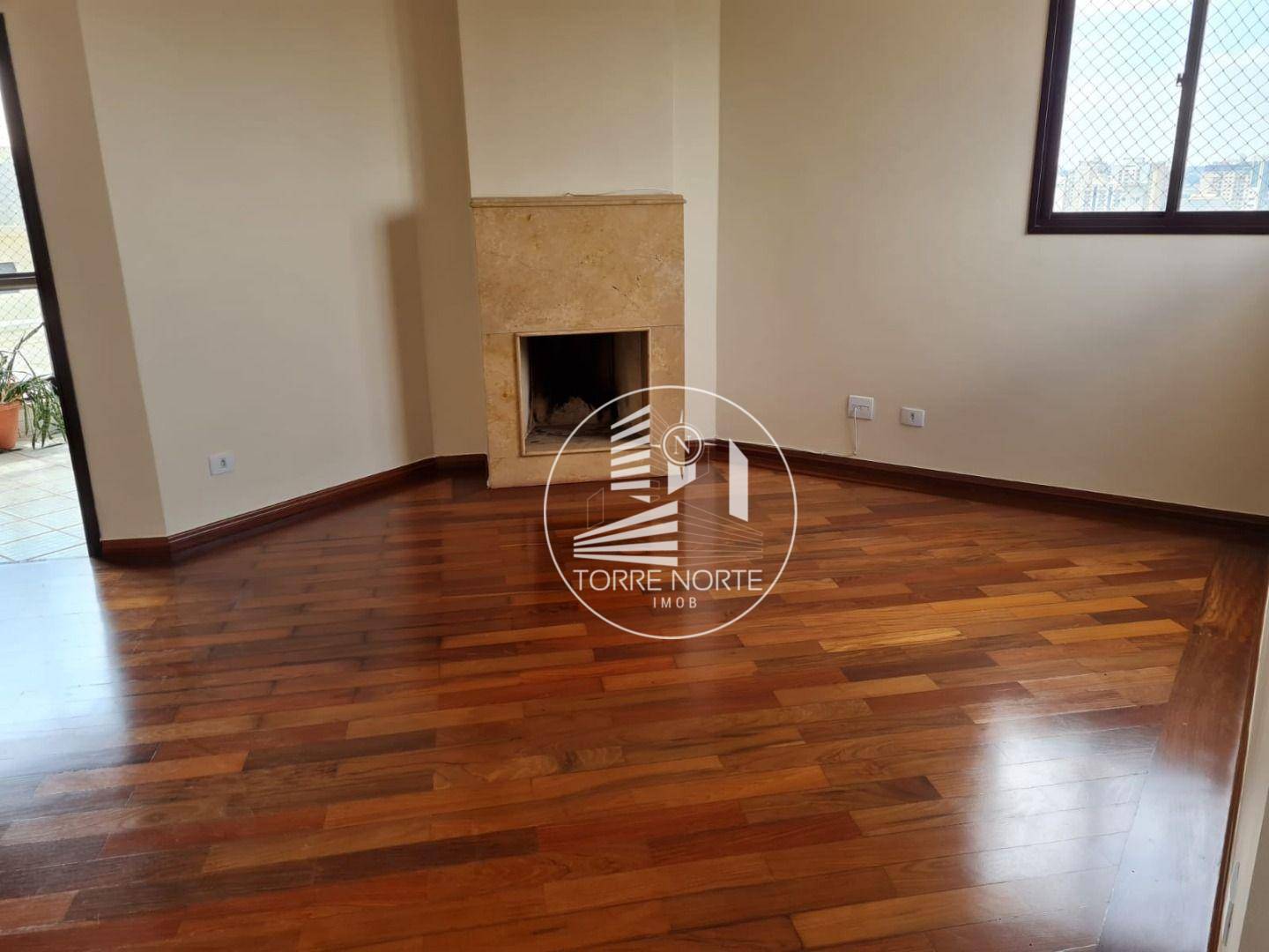 Apartamento à venda com 4 quartos, 220m² - Foto 1