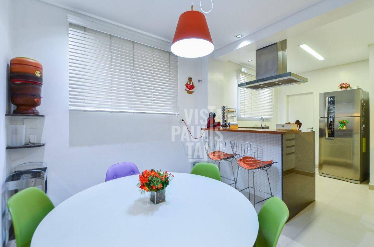 Apartamento à venda com 3 quartos, 163m² - Foto 1