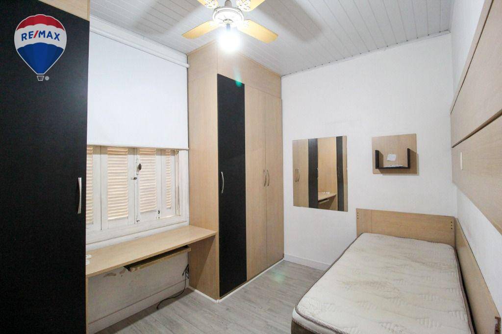 Casa para alugar com 3 quartos, 138m² - Foto 12