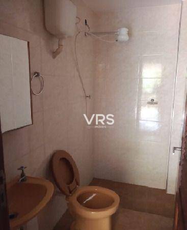 Casa à venda com 3 quartos, 300m² - Foto 29