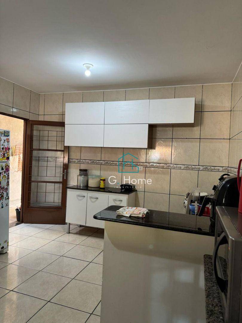 Casa à venda com 3 quartos, 96m² - Foto 7