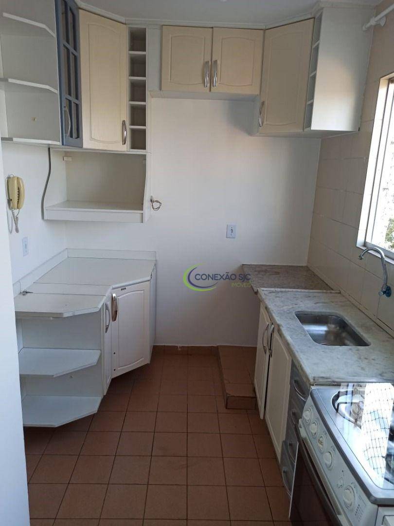 Apartamento à venda com 2 quartos, 50m² - Foto 4