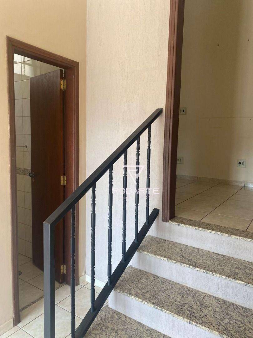 Casa à venda com 3 quartos, 244m² - Foto 20