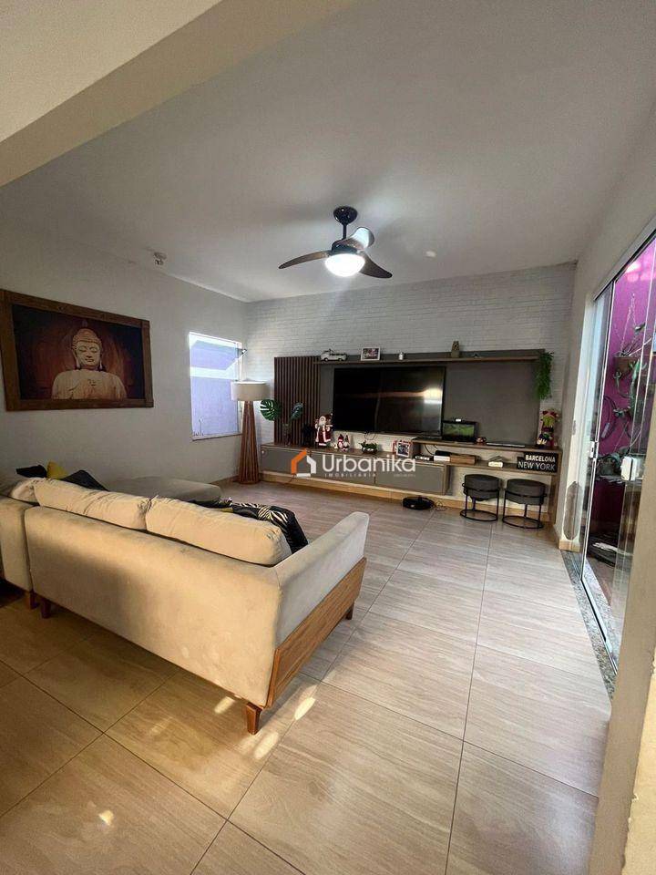 Casa, 3 quartos, 179 m² - Foto 3