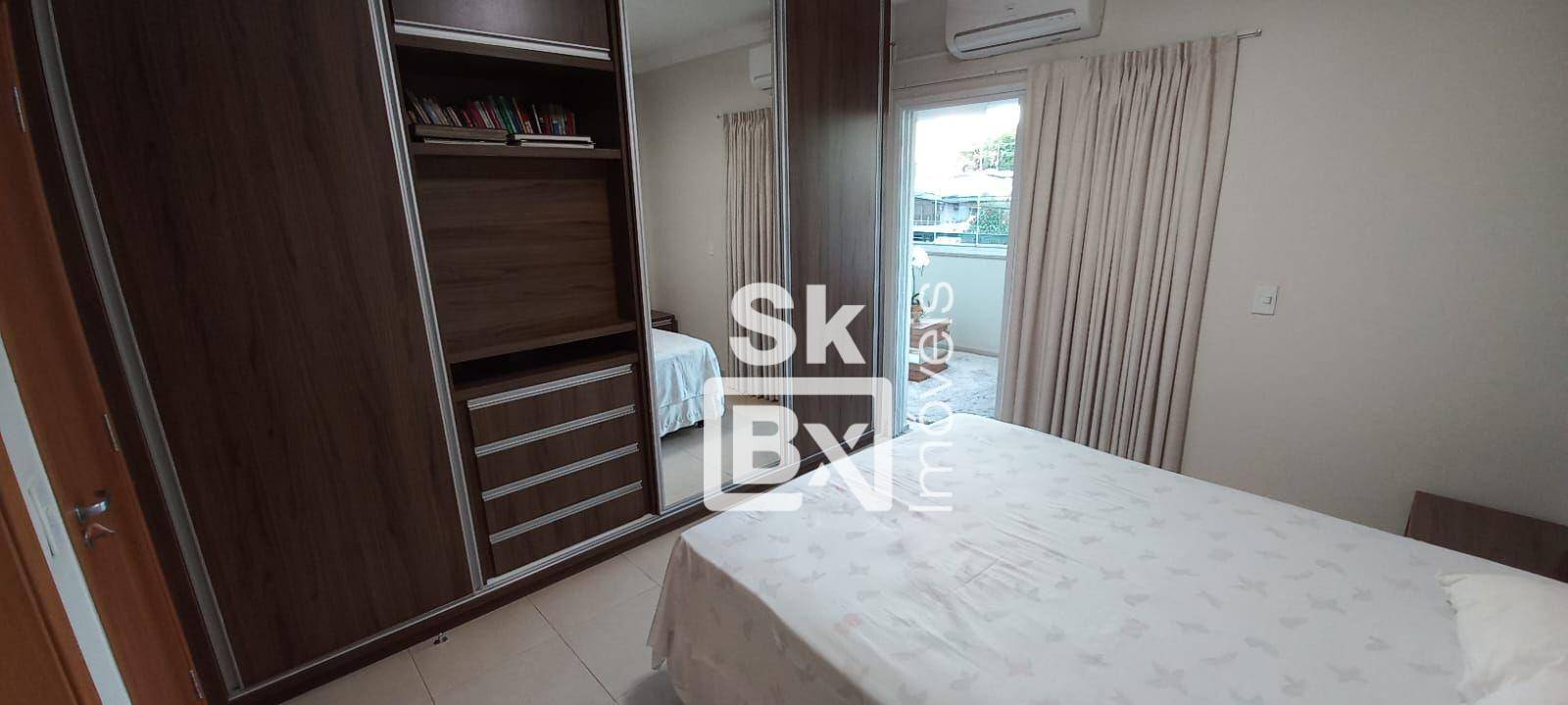 Apartamento à venda com 4 quartos, 161m² - Foto 32