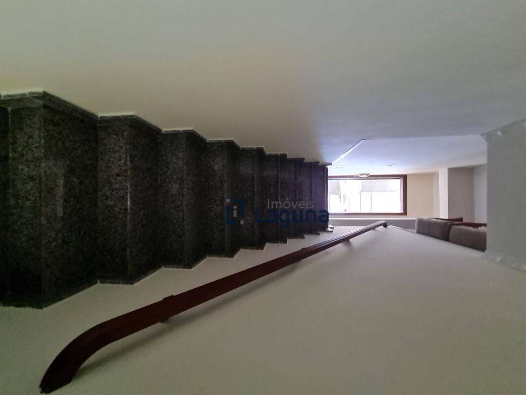 Sobrado à venda com 5 quartos, 420m² - Foto 7