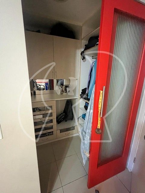 Apartamento à venda com 3 quartos, 186m² - Foto 7