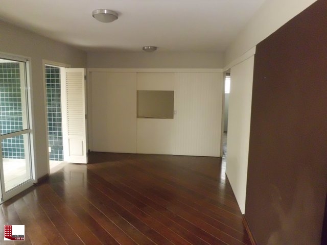 Apartamento à venda com 3 quartos, 129m² - Foto 13