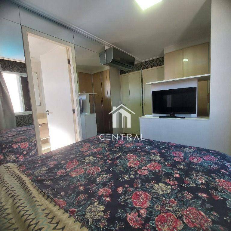 Apartamento à venda com 3 quartos, 71m² - Foto 17