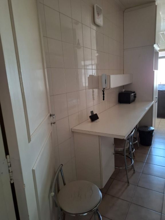 Apartamento à venda com 3 quartos, 97m² - Foto 24