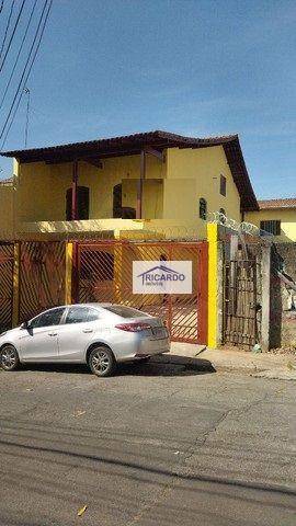 Sobrado para alugar com 3 quartos, 200m² - Foto 3