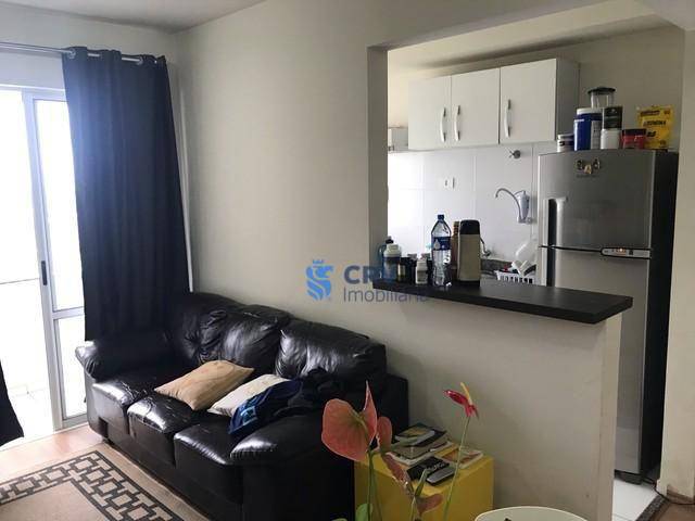 Apartamento à venda com 2 quartos, 64m² - Foto 2