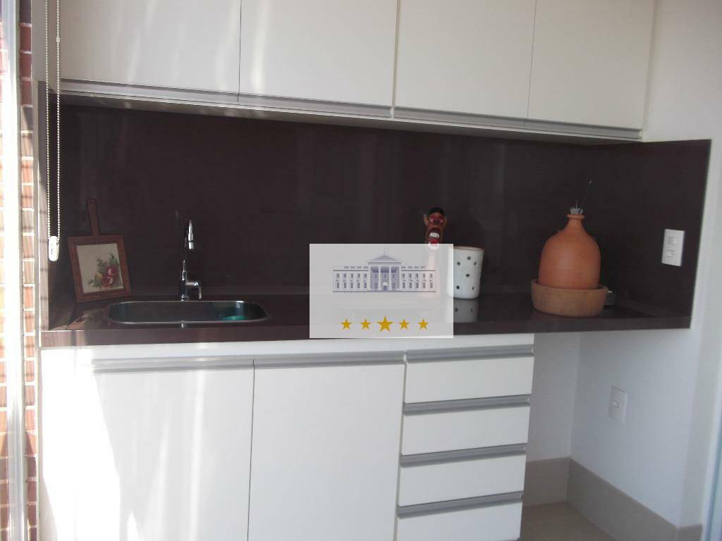 Apartamento à venda com 4 quartos, 210m² - Foto 18