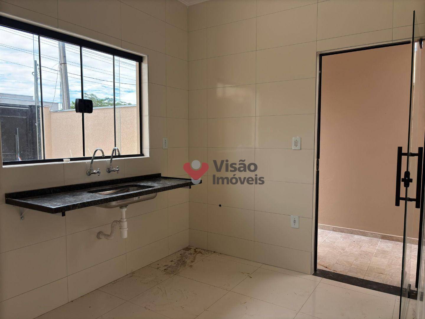 Casa à venda com 3 quartos, 200M2 - Foto 9