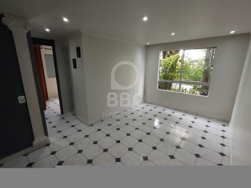 Apartamento à venda com 2 quartos, 62m² - Foto 4