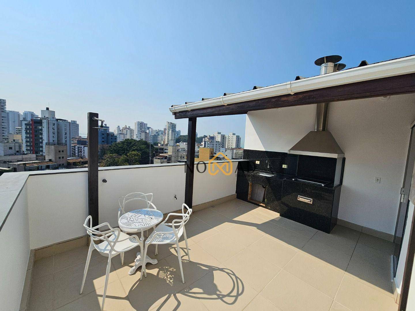 Apartamento à venda com 3 quartos, 150m² - Foto 1