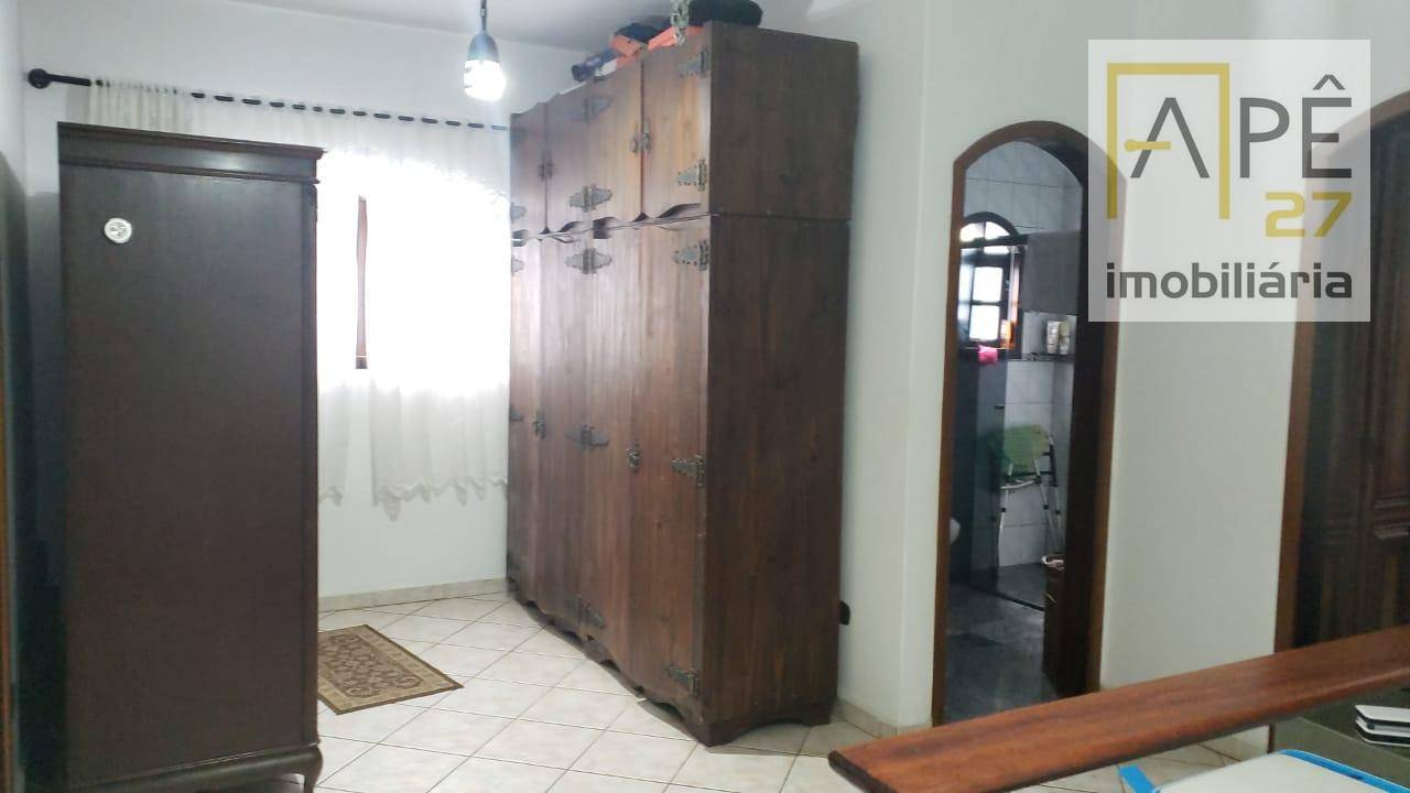 Sobrado à venda com 4 quartos, 350M2 - Foto 16