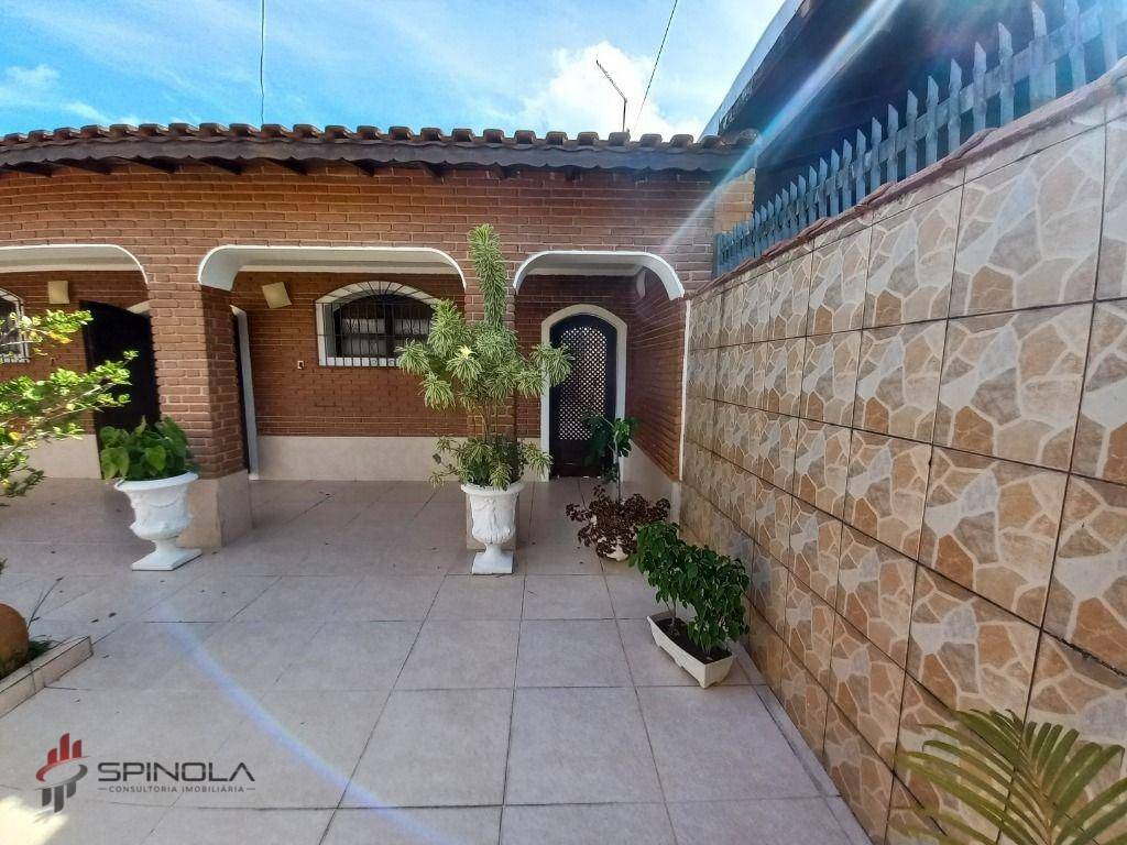 Casa à venda com 3 quartos, 208m² - Foto 6