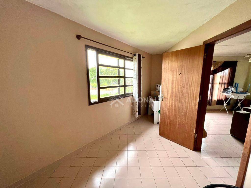 Casa à venda com 4 quartos, 170m² - Foto 13