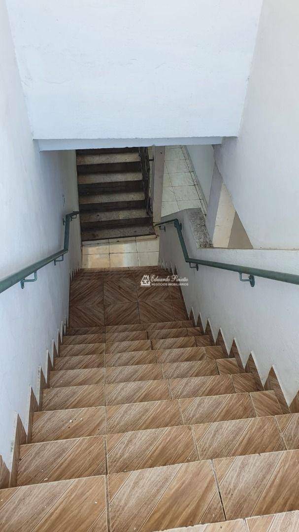 Sobrado para alugar com 2 quartos, 65m² - Foto 3