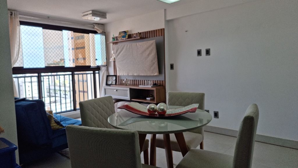 Apartamento à venda com 2 quartos, 62m² - Foto 7