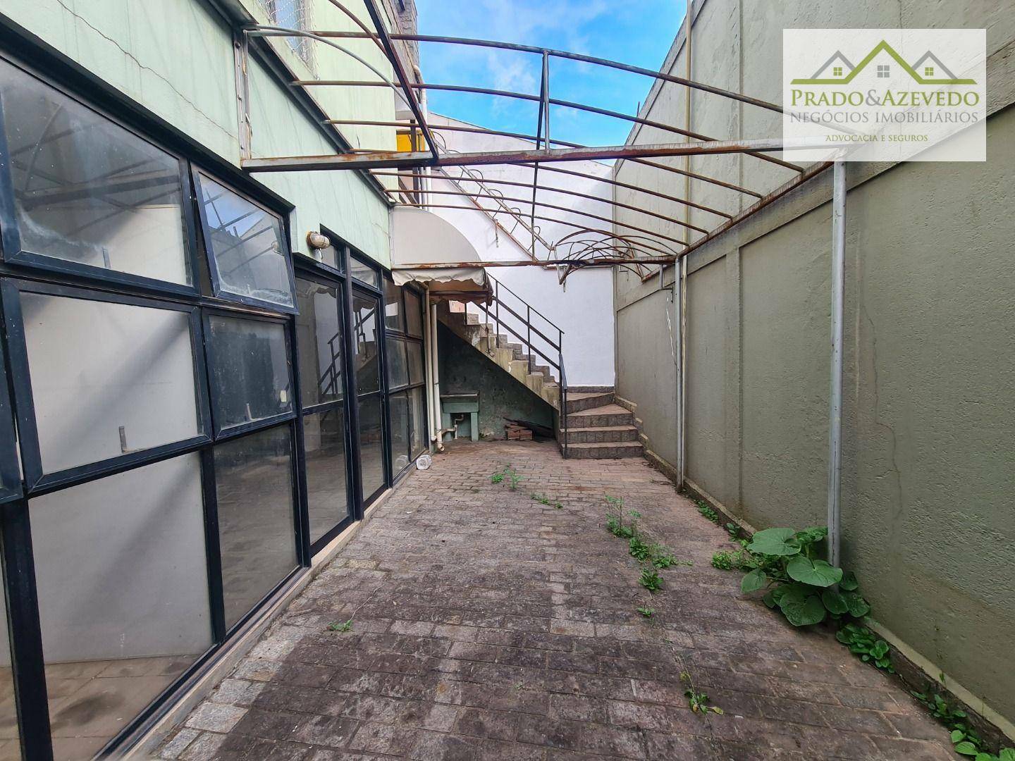 Casa à venda e aluguel com 3 quartos, 147m² - Foto 33