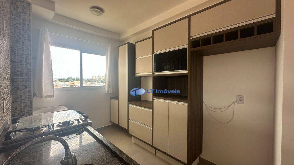 Apartamento à venda com 2 quartos, 58m² - Foto 2